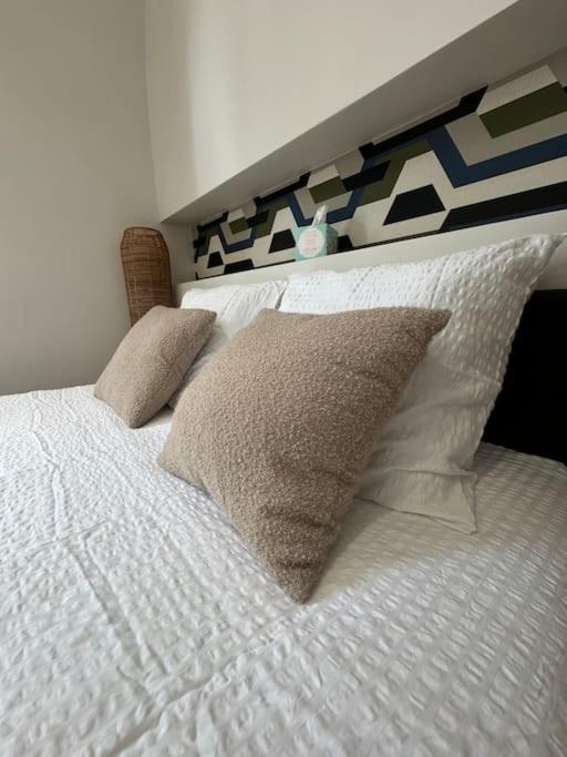 Apartament Oslo, Hyper Centre, Proche Gare, Marche Boulingrin Reims Zewnętrze zdjęcie